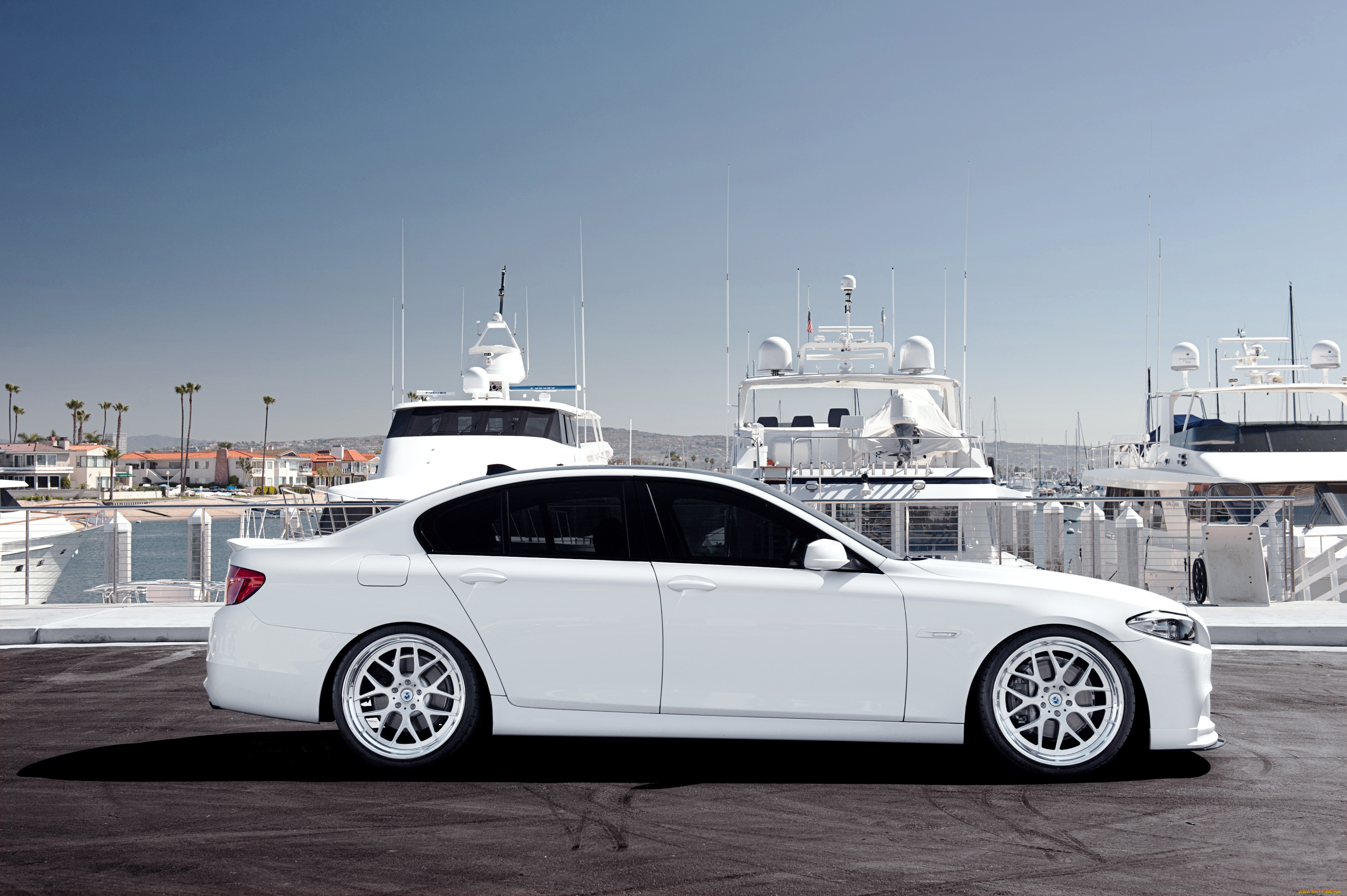 Бмв белая. BMW f10 белая. BMW 5 Series (f10) White. БМВ 6 белая. BMW 5 Series f10 белая.